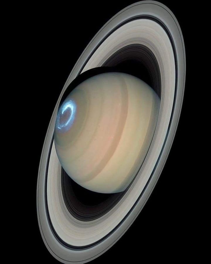 Name:  Saturn aurora.jpg
Views: 5188
Size:  51.4 KB