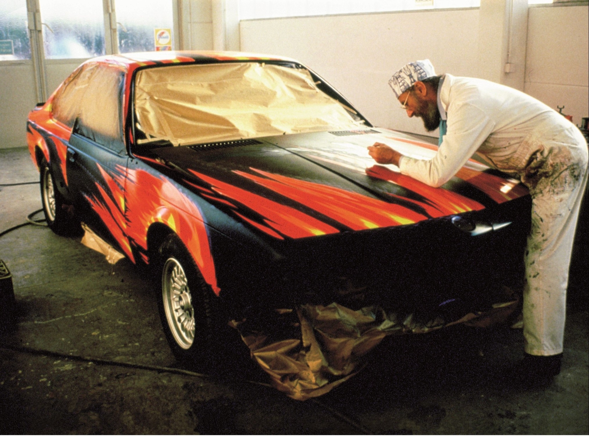 Name:  P90591055_lowRes_bmw-art-car-5-by-ern.jpg
Views: 73
Size:  821.2 KB