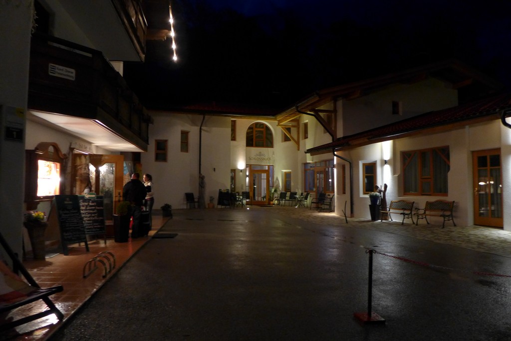 Name:  SchlossBlick Hotel near Kufstein, AustriaP1000934.jpg
Views: 13291
Size:  140.4 KB