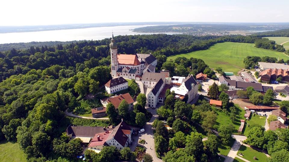 Name:  Kloster Andrechs11406952_10153334956172383_5282984285131791715_n.jpg
Views: 18878
Size:  101.7 KB