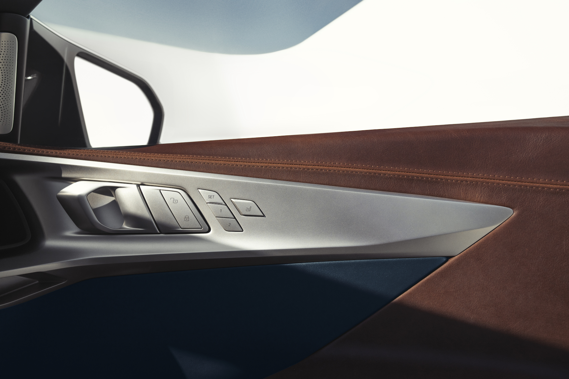 Name:  BMW_Concept_XM_17.jpg
Views: 15554
Size:  1.14 MB