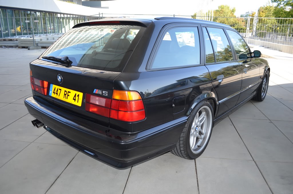 Name:  e34 M5 bonhams auction  DSC_0086.jpg
Views: 15257
Size:  120.5 KB