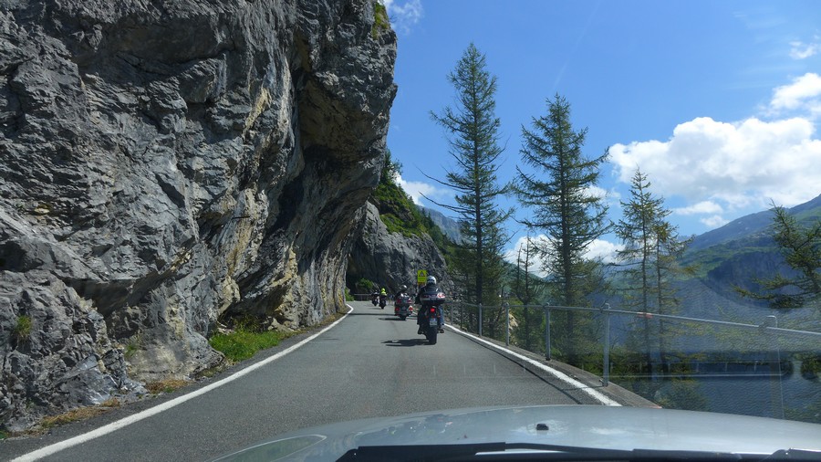 Name:  Furka Pass  P1080556.jpg
Views: 5234
Size:  189.9 KB