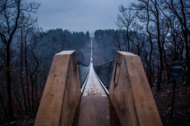 Name:  suspension bridge hngeseilbrcke geierlay  0406-Gemma-Geierlay-Germanys-Longest-Suspension-Bri.jpg
Views: 10445
Size:  136.9 KB