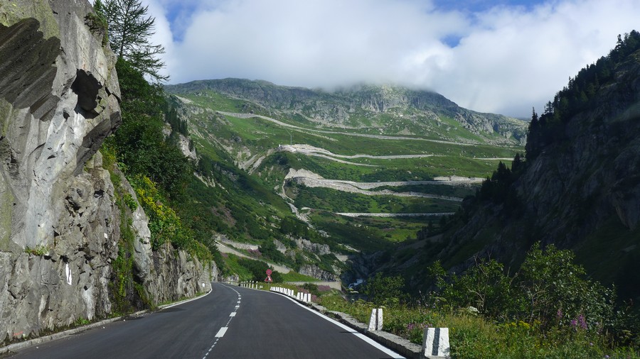 Name:  Furka Pass  P1080474.jpg
Views: 13118
Size:  181.5 KB