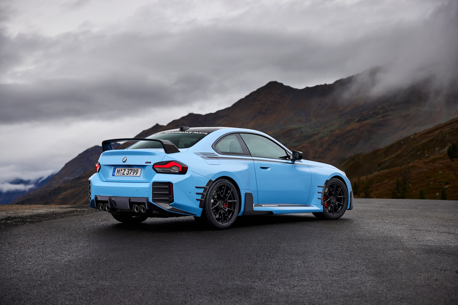 Name:  P90532247_highRes_the-all-new-bmw-m2-w.jpg
Views: 541
Size:  572.1 KB