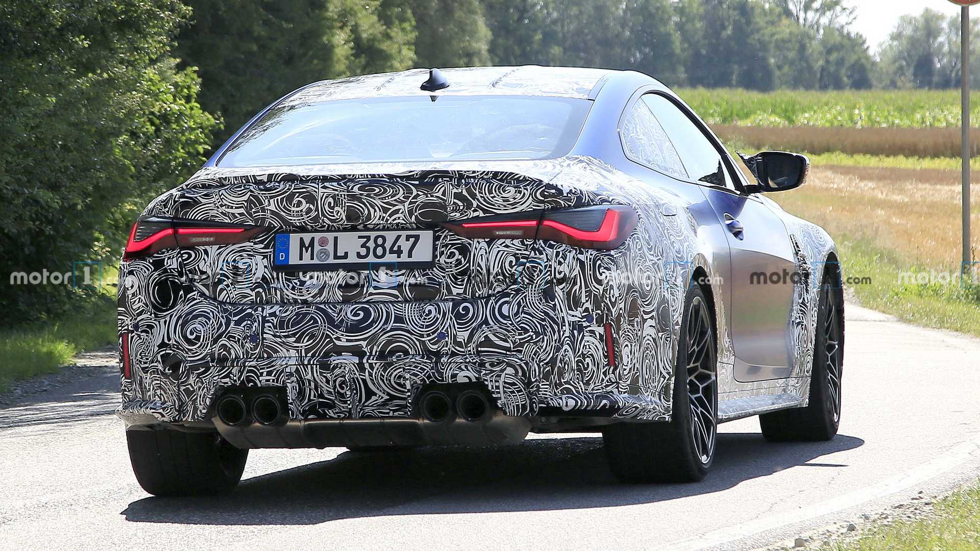 Name:  a2021-bmw-m4-new-spy-photo-rear-three-quarters.jpg
Views: 1342
Size:  297.2 KB