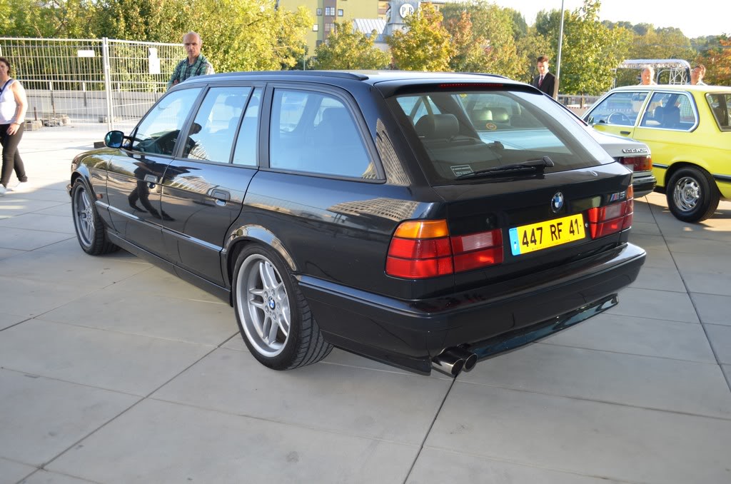 Name:  e34 M5 bonhams auction  DSC_0715.jpg
Views: 13693
Size:  132.6 KB