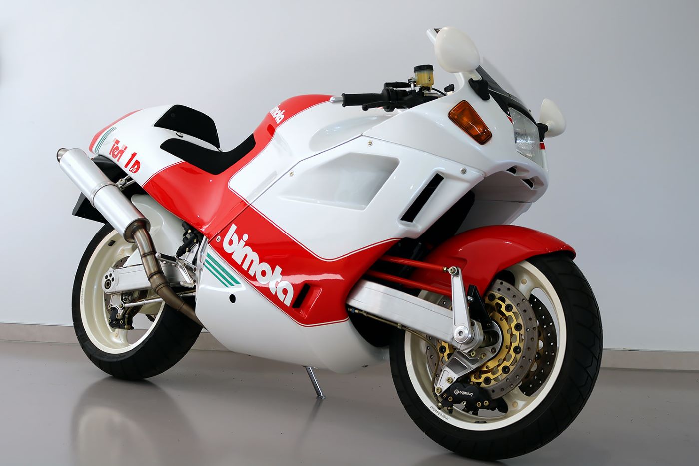 Name:  1991-bimota-tesi-1d-904.jpg
Views: 66
Size:  122.7 KB